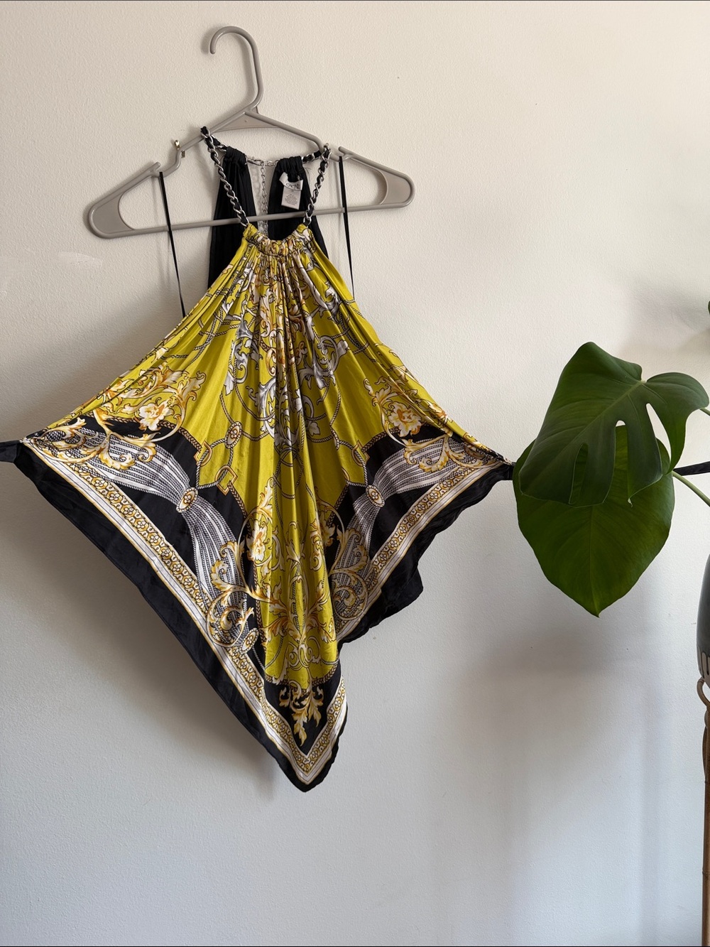 Vintage Cache Silk Halter Scarf-Print Top